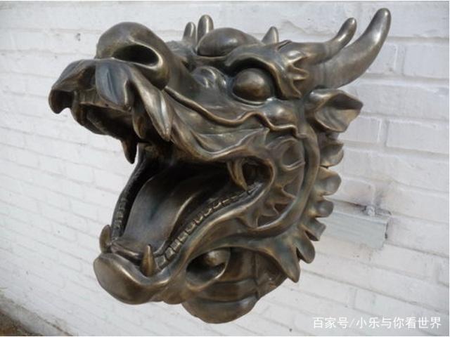 圓明園龍首現(xiàn)身法國，2400萬被華人買下，真假難辨。